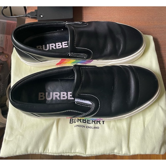 Burberry Thompson Leather Slip On Sneakers, Size 38.5 - Picture 5 of 7